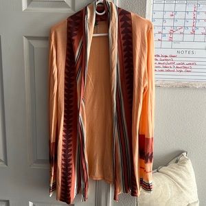 Adorable sweater by Gimmicks by BKE